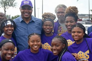 Charles Barkley Donates $1M To Miles, Largest Gift In School’s History