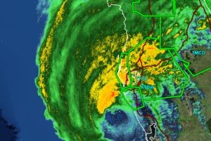 6PM CDT Milton Update: Northern Eyewall Closely Nearing the Florida Coastline