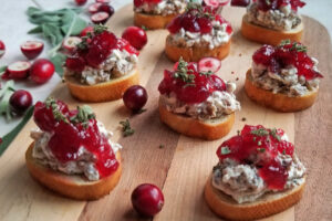 Recipe: Cranberry, Sausage and Cream Cheese Crostini